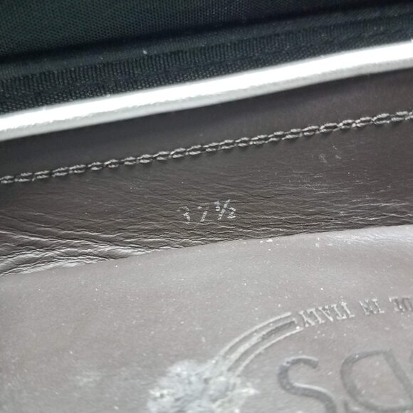 Tod's Gommino Driving Loafers Womens 37.5 Silver Metallic Leather Penny Loafers - Picture 10 of 12